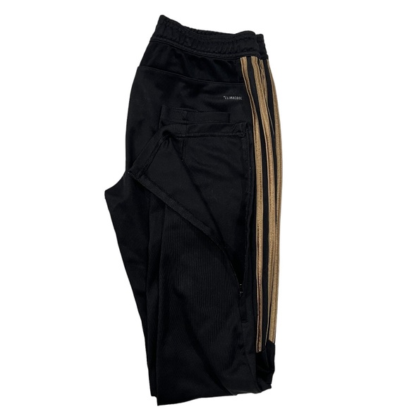 ADIDAS BLACK AND GOLD CLIMACOOL SWEATS - Picture 5 of 6